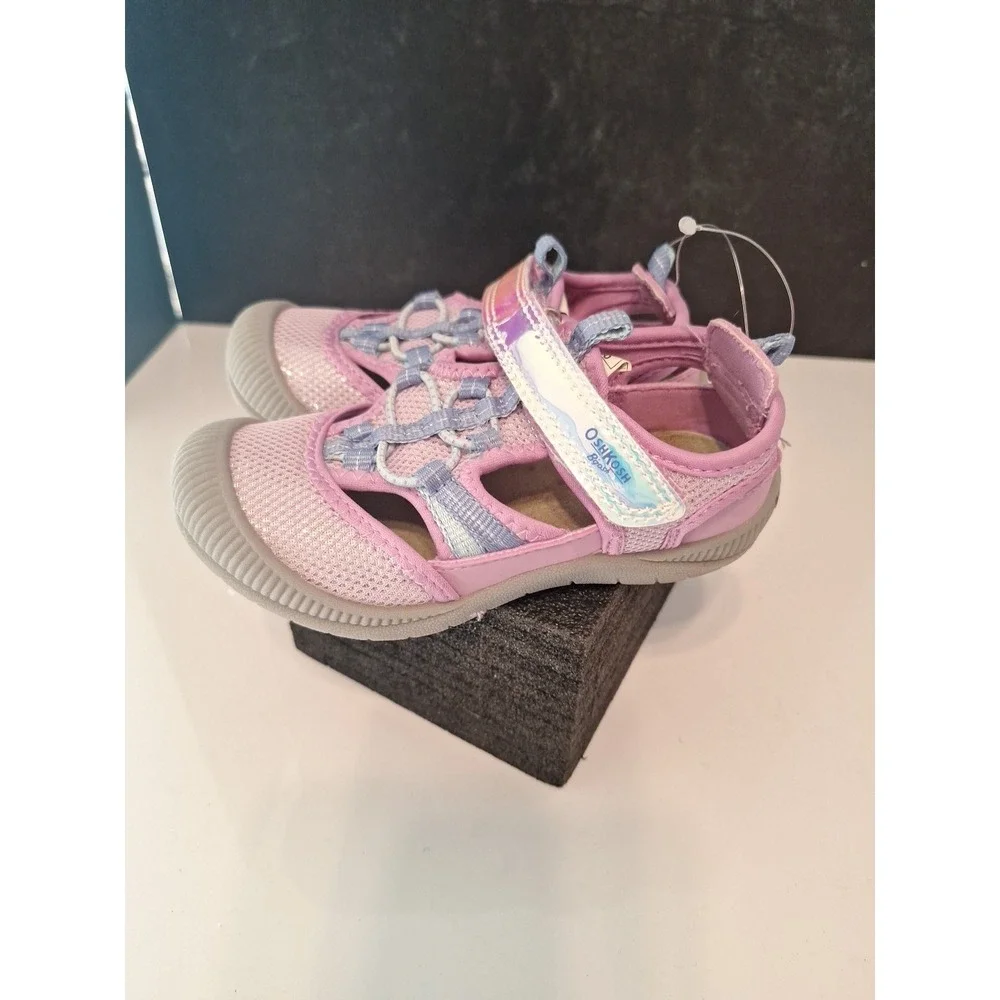 OshKosh B'gosh Adjustable Girl's Water Shoe - Size 11